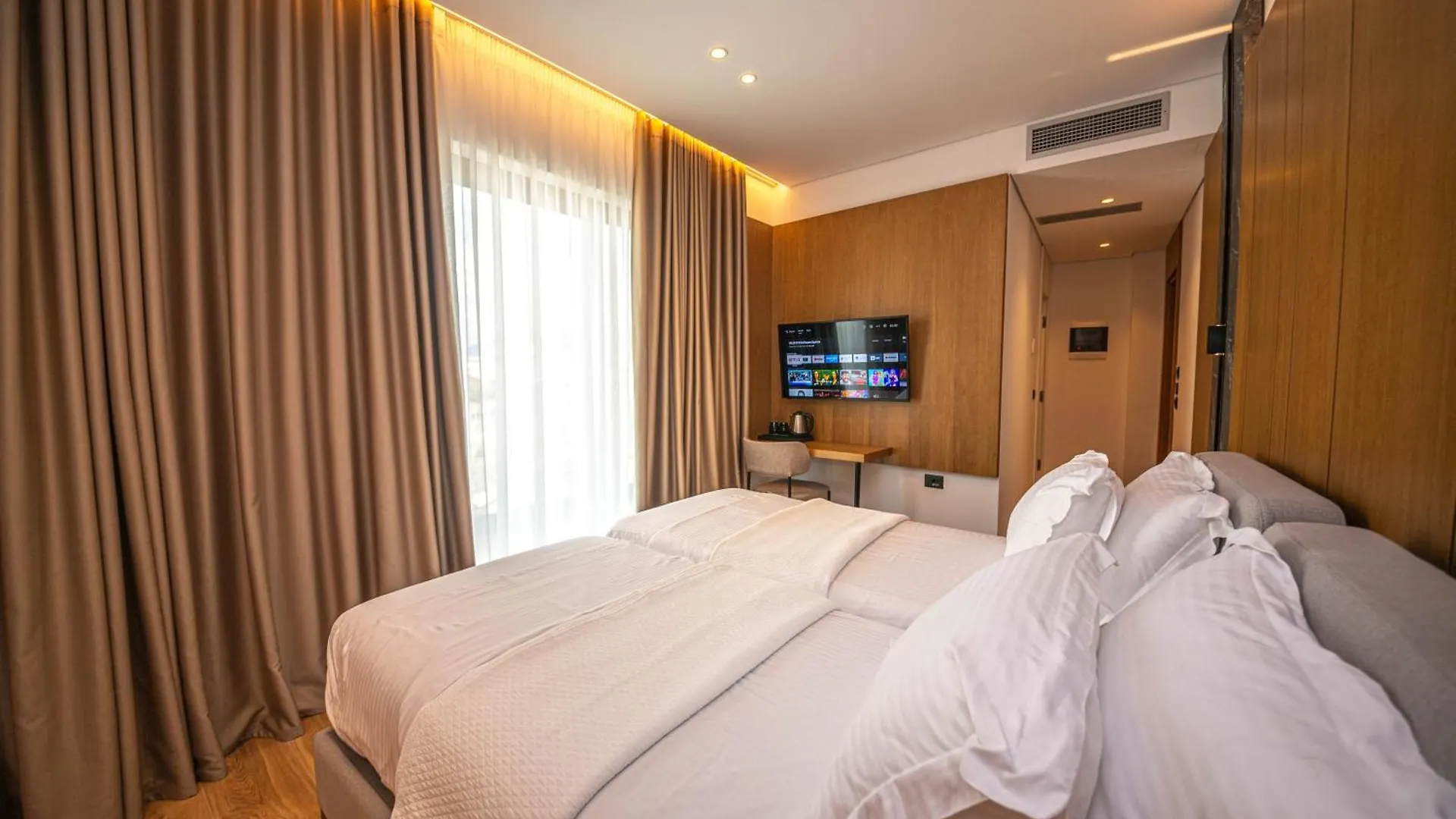 Nobbu Hotel Ksamil