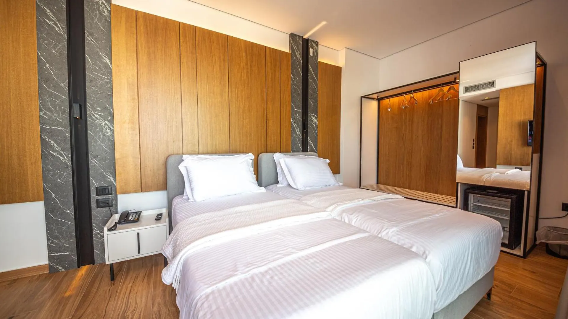 Nobbu Hotel Ksamil Albania