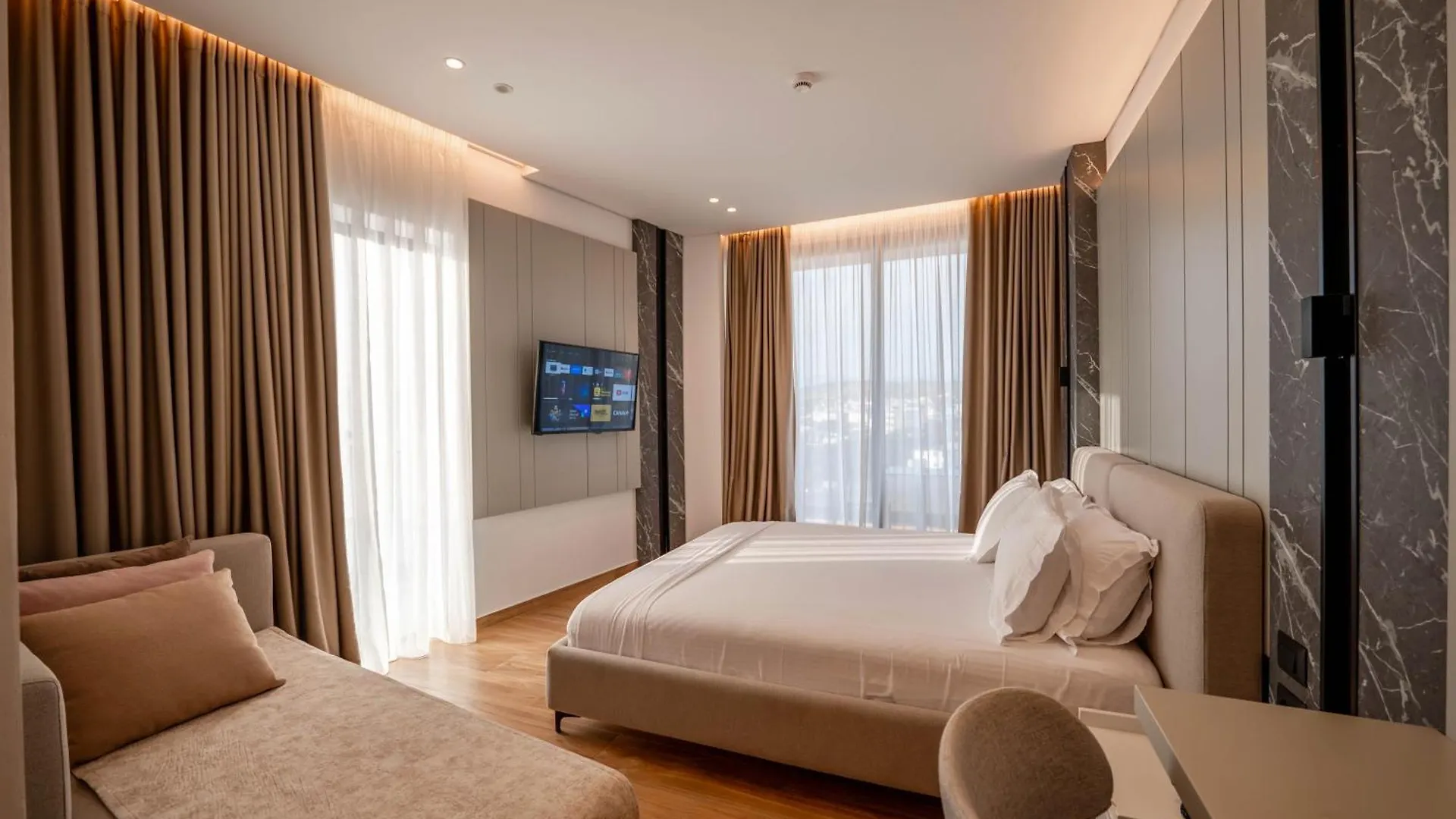 Nobbu Hotel Ksamil 4*,  Albania